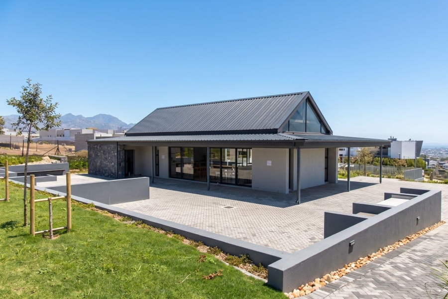 3 Bedroom Property for Sale in Dennegeur Western Cape